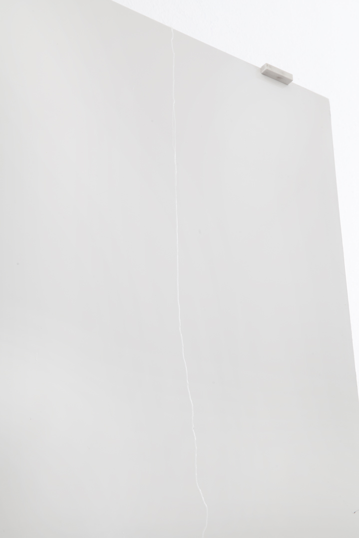 Crying Door 